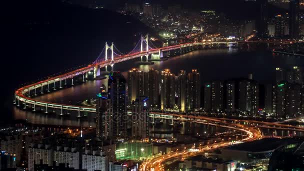 Gece timelapse Gwangan Köprüsü Busan, Güney Kore — Stok video