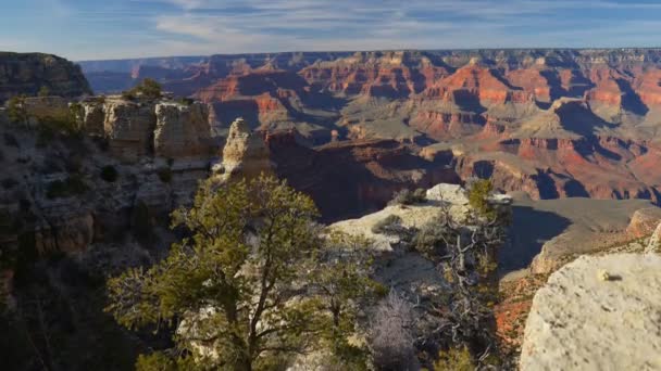 Rochas vermelhas extravagantes no Grand Canyon National Park, EUA. UHD, 4K — Vídeo de Stock