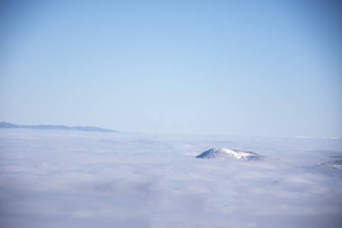 Dağ kış görünümü