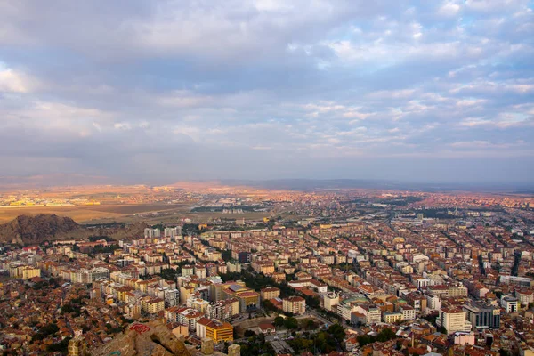 Blick von den Ruinen der Burg afyonkarahisar auf die Stadt — Stockfoto