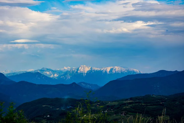 Bella montagna Prenj nella città di Prozor — Foto Stock