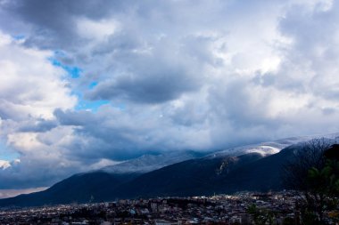 Bursa'da Uludağ dağ için görüntüleyin