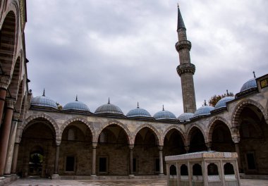 Süleymaniye Cami avlusu 