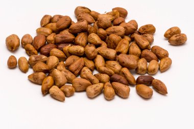 Pealed fındık yığını