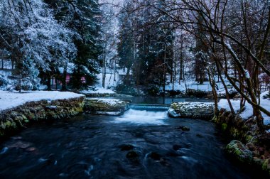 Vrelo Bosne kar kaplı