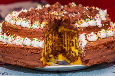 Doğum günü pastası. 