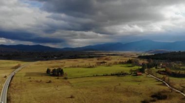 Bihac yakınlarındaki bir alanın Arial görünümü