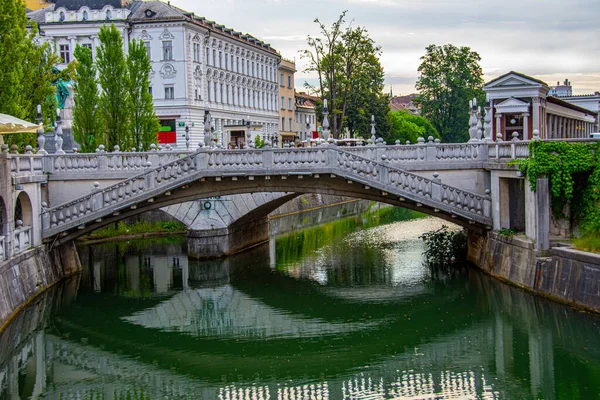 Widok Most Ove Rzeki Lublana Mieście Lublana Słowenii — Zdjęcie stockowe