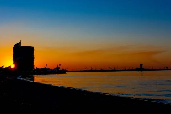 Fantastisk Och Färgstark Solnedgång Ovanför Shuwaikh Stranden Staden Kuwait — Stockfoto