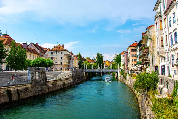 Prachtig Landschap Van Rivier Ljubljanica Stroomt Het Centrum Van Ljubljana — Stockfoto