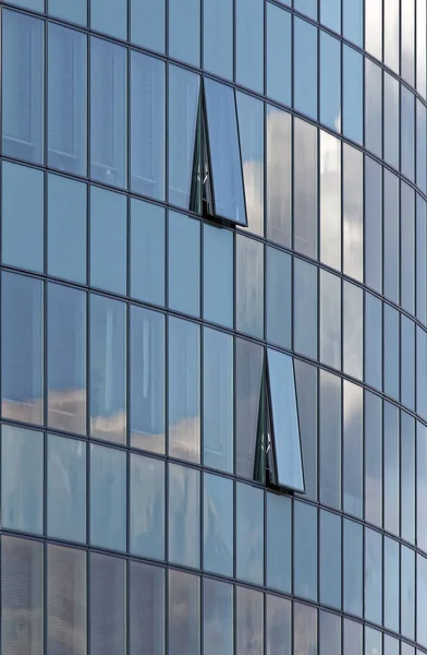 Skyscraper office building — Stock Photo, Image