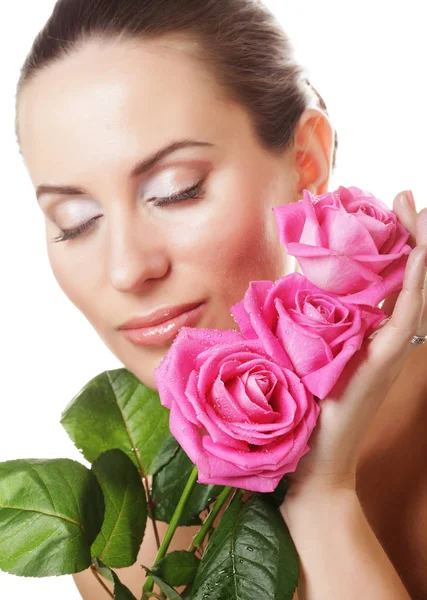 분홍 장미 꽃다발을 들고 있는 여자 — 스톡 사진