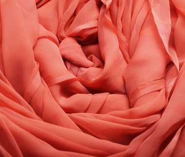 Akan kırmızı kumaş