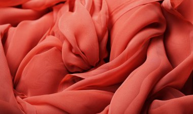 Akan kırmızı kumaş