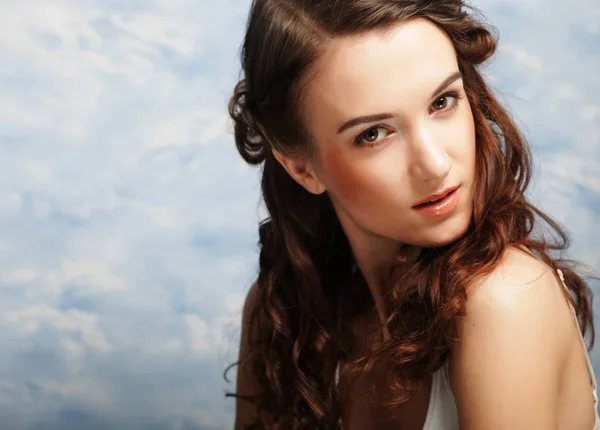 Image of beautiful young woman with curly hair — Stock Photo, Image