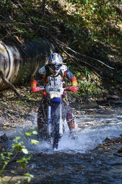 Na borda 2016 Hard Enduro Rally — Fotografia de Stock