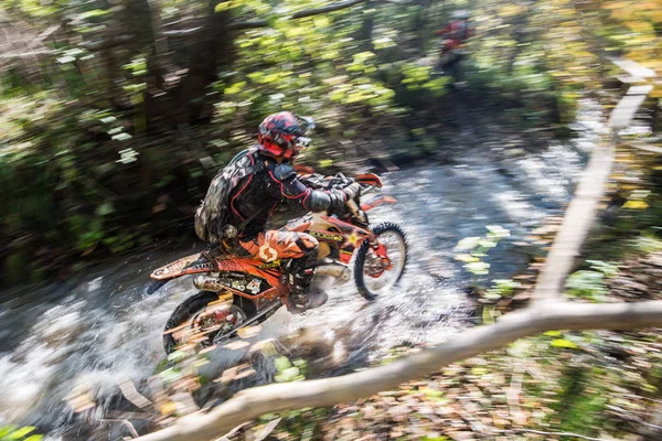 Sur le bord 2016 Hard Enduro Rally — Photo