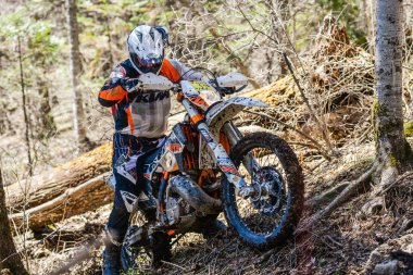 Hard Enduro Rallisi Khekhtsirsky Ridge 2016