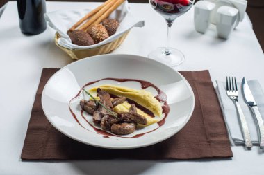 sığır eti dilim patates püresi