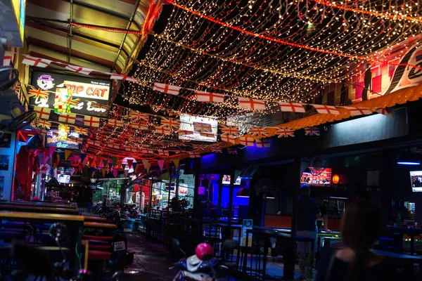 Patong night street in phuket, Thailand 2017 — Stock Photo, Image