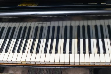 Vintage retro piyano