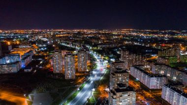 Khabarovsk gece görünümü şehir bölge Erofey Arena