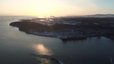 Habarovsk Krayı Vanino. Vanino bağlantı noktası. Yukarıdan dron tarafından filme