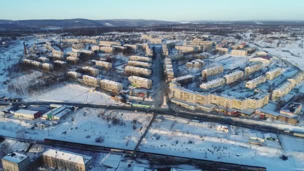 Vanino du territoire de Khabarovsk. le port de Vanino. filmé d'en haut par drone — Video