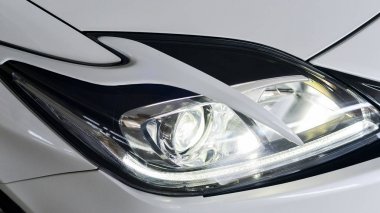 Habarovsk, Rusya - 3 Ağustos 2014: Toyota Prius CBS Khabarovsk 3 Ağustos 2014 tarihinde park yerinde