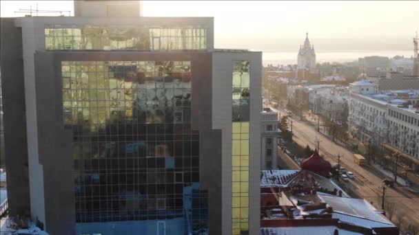 Khabarovsk shooting from a drone. Muravyov-Amursky street. city centre. mirror building — 비디오