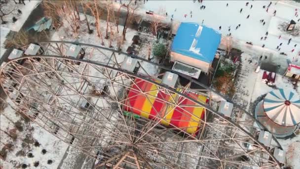 Ferris wheel Khabarovsk view from the throne — Stock Video