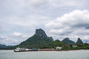 Tayland, Koh Samui 20-2019: deniz feribotları. Koh Samui 'ye geçmek. Feribot