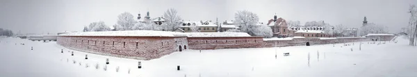 Замоск - город эпохи Возрождения - вид на стены с южной стороны — стоковое фото