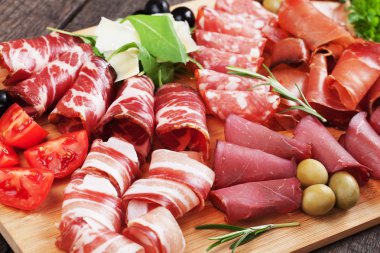 Charcuterie kurulu ile İtalyan tedavi et