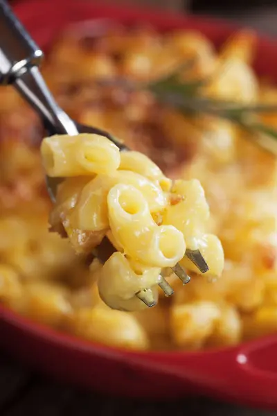 Americká mac a sýrem těstoviny — Stock fotografie