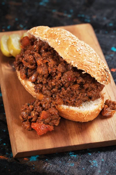 Chorros descuidados, bocadillo de carne molida — Foto de Stock