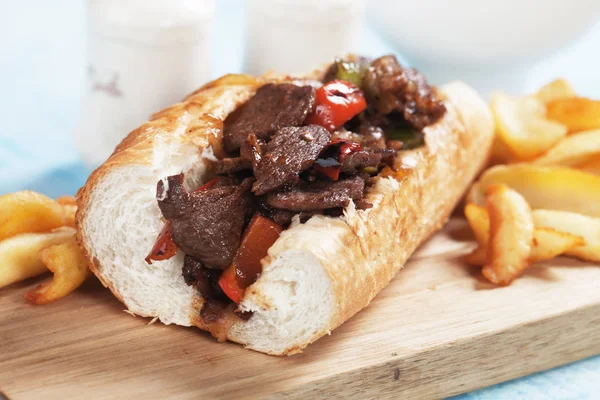 Philly biftekli sandviç — Stok fotoğraf