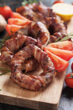 Pastırma soğan halkası