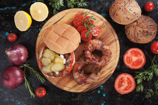 Pastırma sandviç yüzük