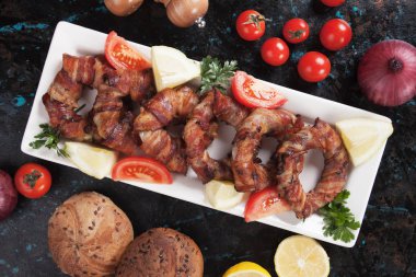 Pastırma soğan halkası