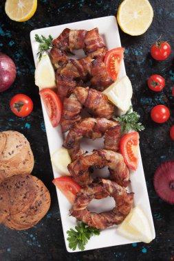 Pastırma soğan halkası