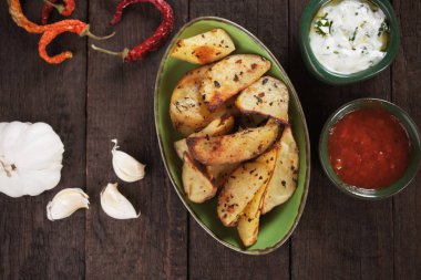 Baharatlı kızarmış patates