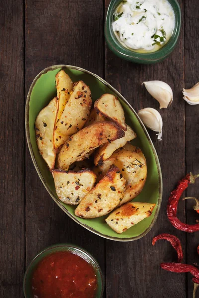 kavrulmuş patates dilimleri