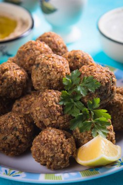 Falafel, kızarmış nohut topları