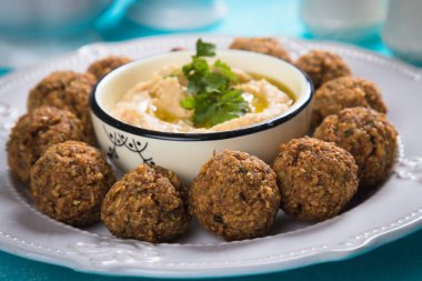 Falafel, kızarmış nohut topları