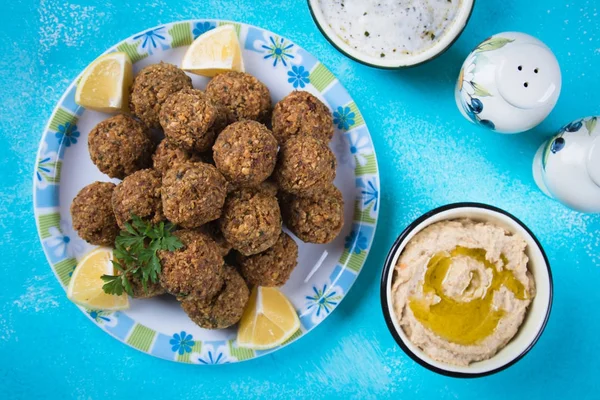 Falafel, fried chickpea balls — Stock Photo, Image