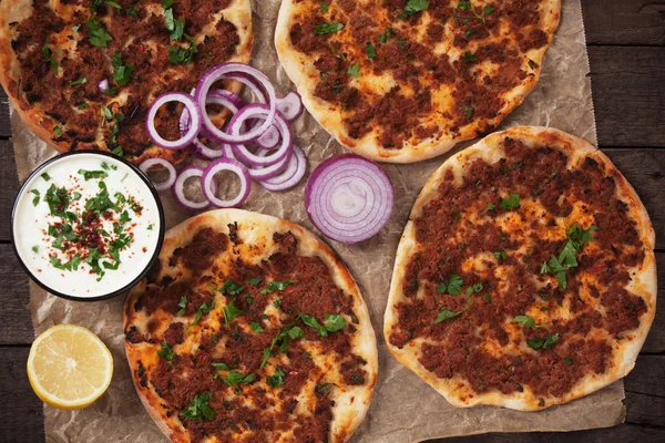 Lahmacun, turkish meat pizza — Stock Photo, Image