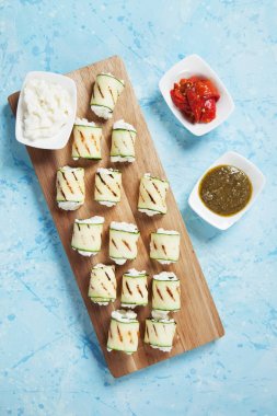 Kızarmış kabak böreği