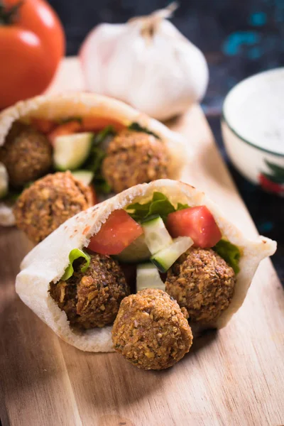 Falafel Bliskiego Wschodu Chickepa Smażone Kulki Popularne Fastfood — Zdjęcie stockowe