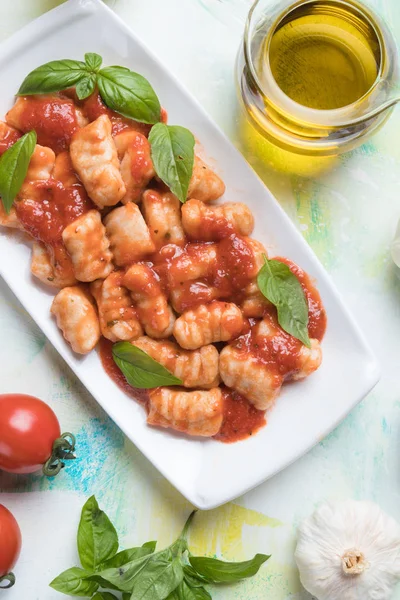 Gnocchi di patata v rajčatové omáčce — Stock fotografie